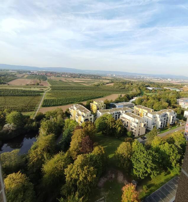 Penthouse-Feeling Bei Zdf - Straba Zur Innenstadt Maguncia Exterior foto