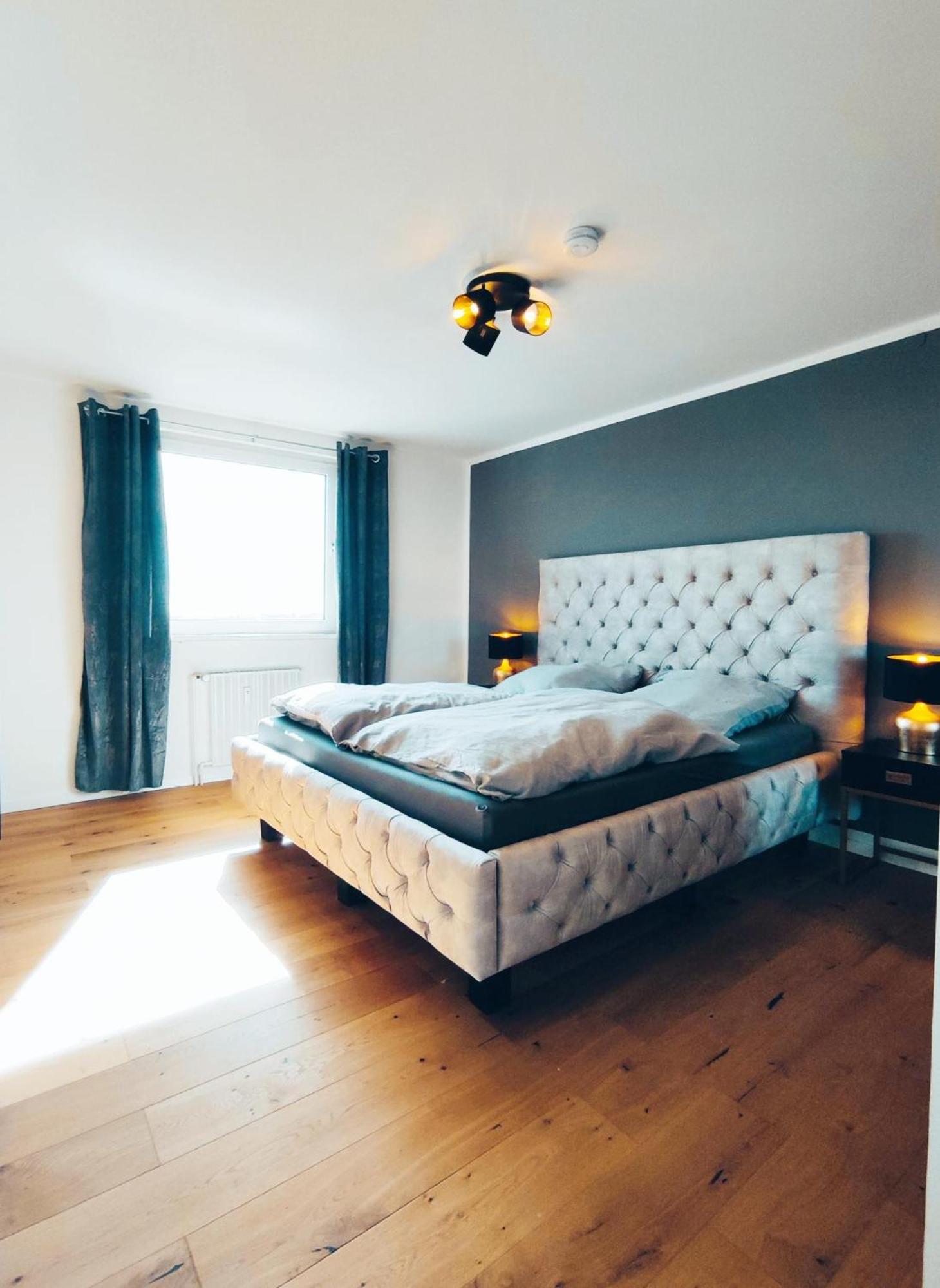 Penthouse-Feeling Bei Zdf - Straba Zur Innenstadt Maguncia Exterior foto